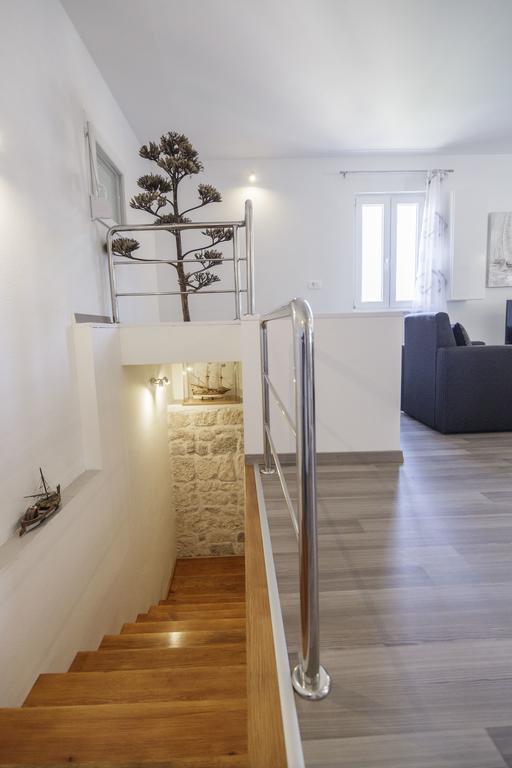 Apartman Jurica Komiža Eksteriør bilde